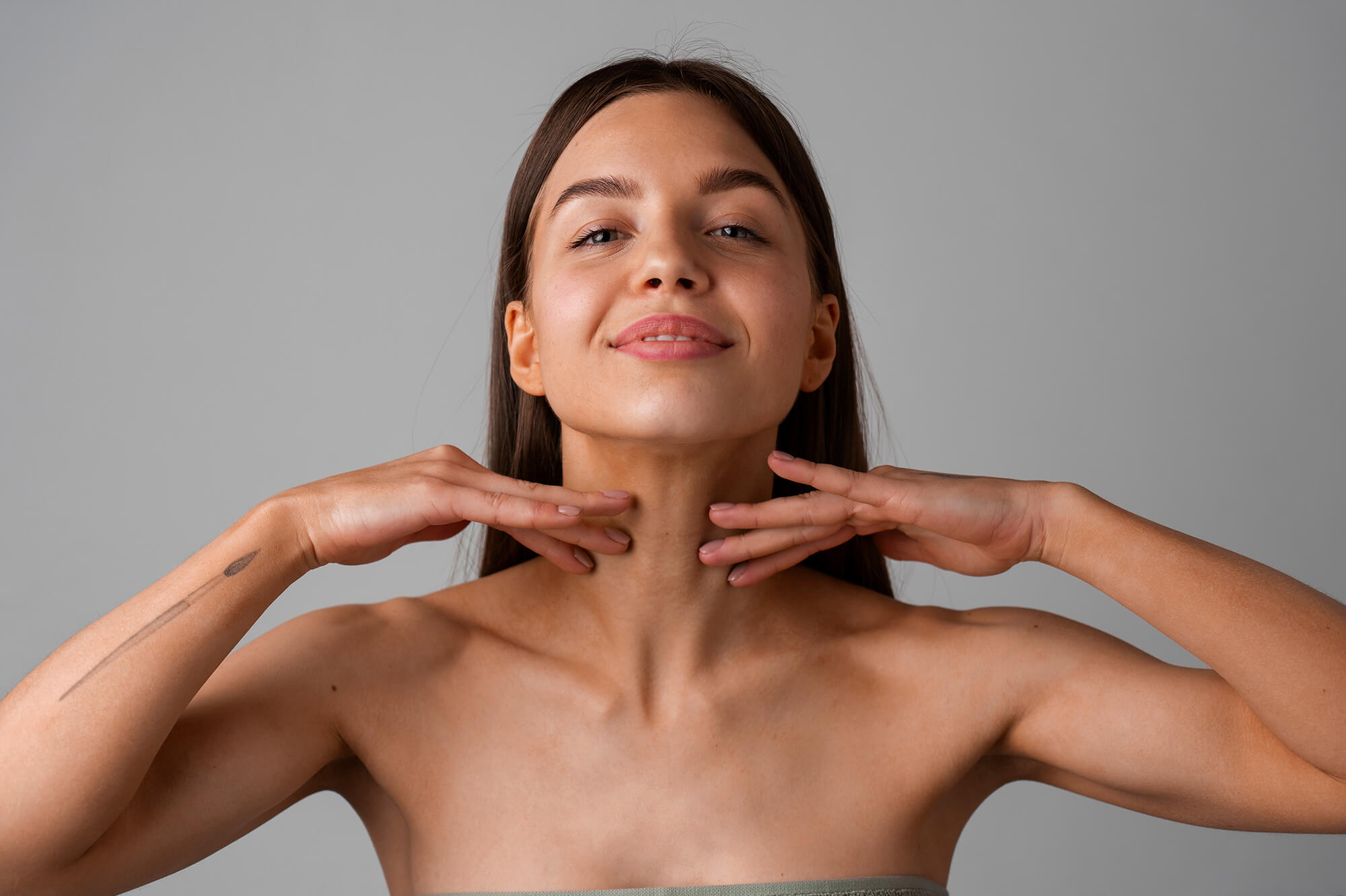 	Before and after results of Lipodissolve body contouring